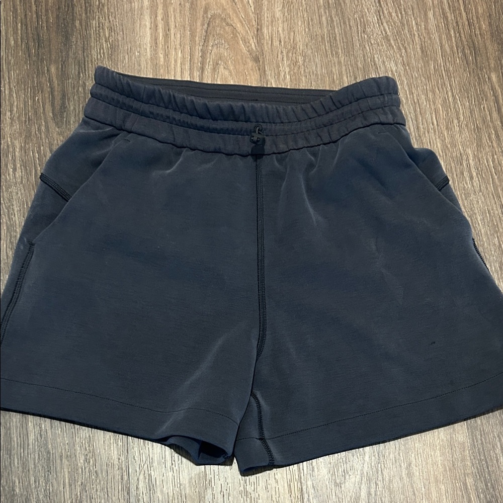 Lululemon Women's Casual Shorts